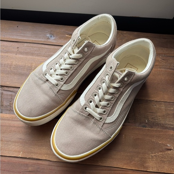 Vans Tan Platform Canvas Sneakers Size 9 - Picture 1 of 9